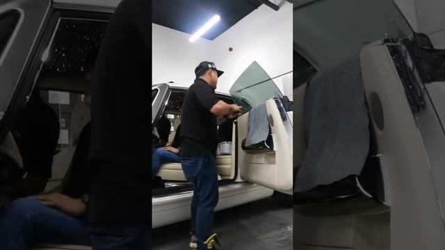 Rolls-Royce phantom window film installation смотреть онлайн