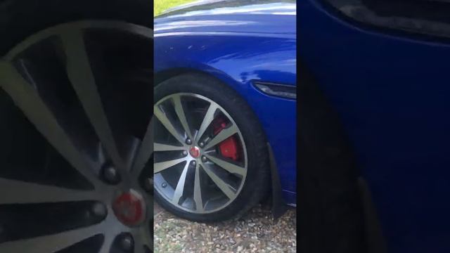 JAGUAR XF SPORT смотреть онлайн