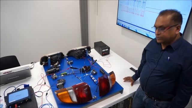 Automotive CAN Bus Teaching Simulator смотреть онлайн