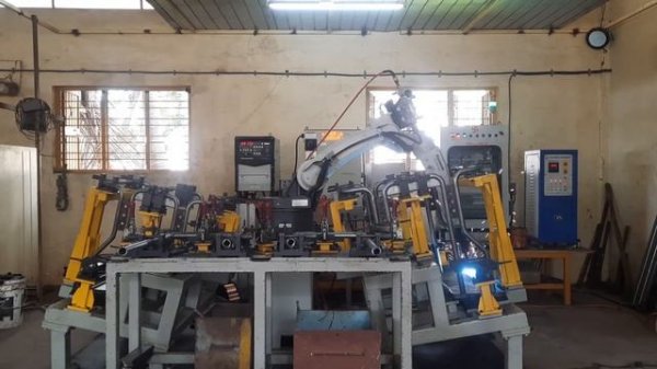 92264 63322 Robot welding for school bench #.#