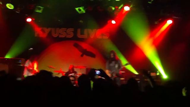 KYUSS! WHITEWATER JAM - LIVE AT THE COMMODORE смотреть онлайн
