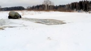 Шерп в полынье. Sherp in ice-hole