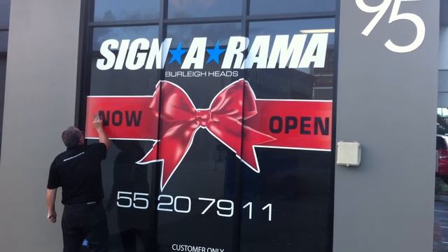 Front Door - Now Open 004.MOV смотреть онлайн