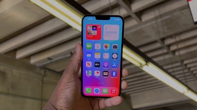 iPhone 13 Pro Max Review ! Keep Your IPhone 12 ? смотреть онлайн
