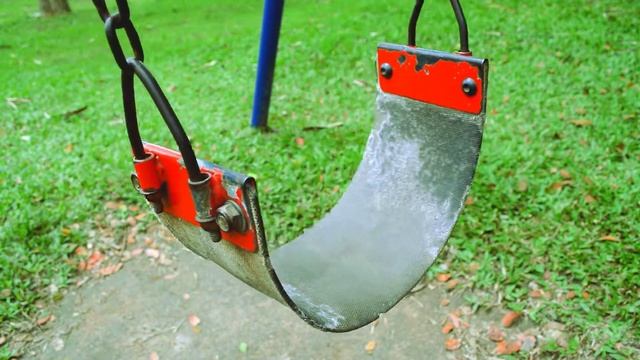 Free Stock Footage -Belt Swing Seat смотреть онлайн