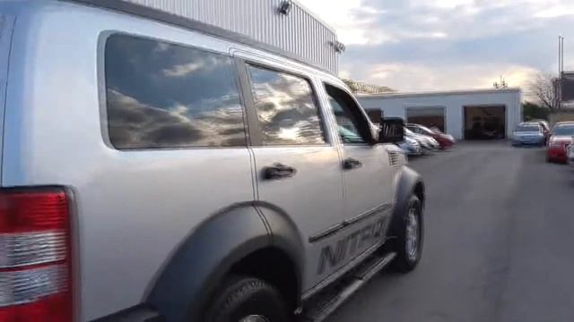 Dodge NITRO 2.8 CRD SE 5dr U70973 смотреть онлайн