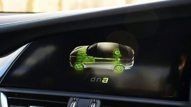 Alfa romeo giulia quadrifoglio review смотреть онлайн