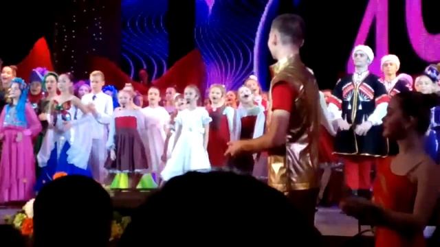 Концерт в ДК смотреть онлайн