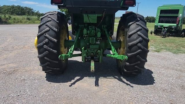 John Deere 4440 Tractor смотреть онлайн