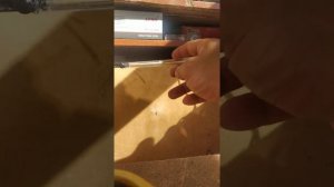 сторожок для донки и фидера из гофна и палок.