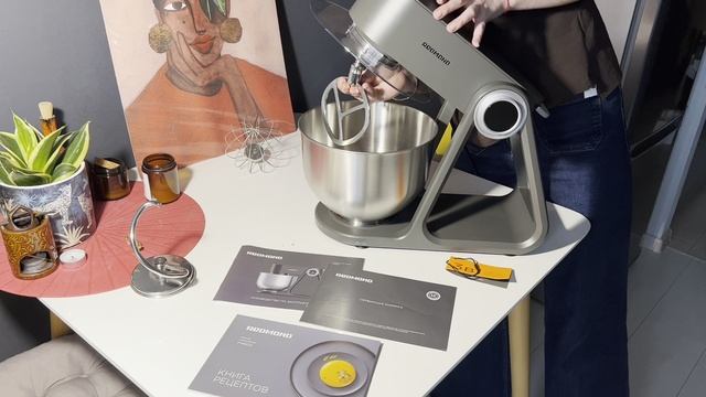 Обзор на планетарный миксер REDMOND FM600