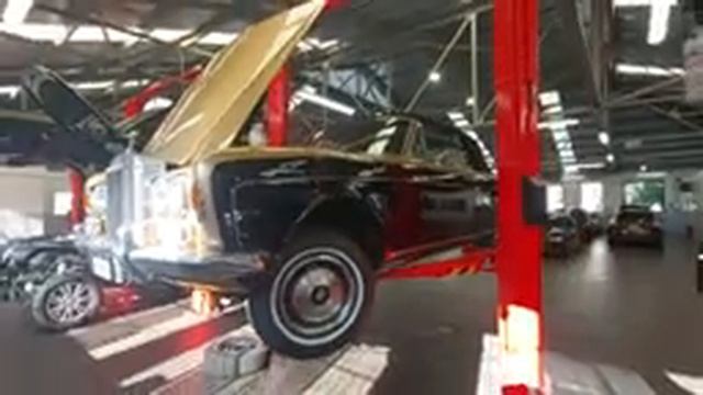 Jaguar F- Type 5.0cc v8 supercharger, Rolls Royce Corniche in progress смотреть онлайн