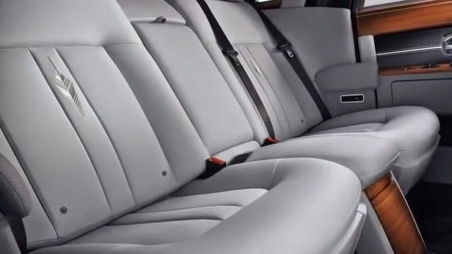 2015 Rolls Royce Phantom Metropolitan Collection смотреть онлайн