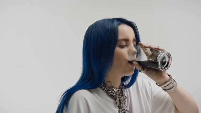послушай песни  BILLIE EILISH