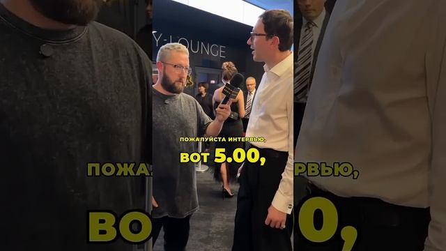 Владимир на #Интервью опросы #Patriki Media #Патрики #МузыкальнаяпремияВиктория