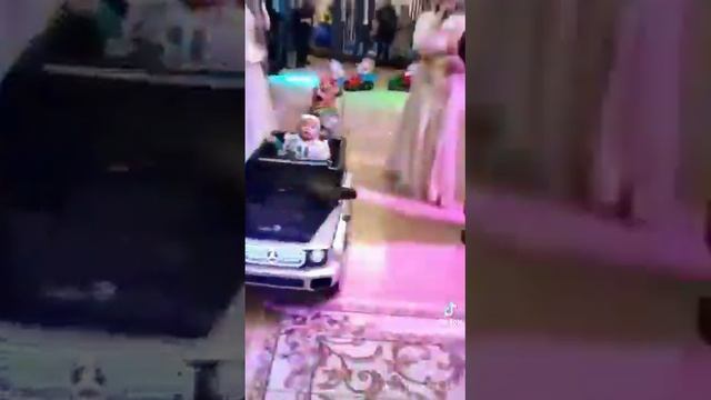 1жас тусау кесер  Астана.       8775 768 98 13 машина на прокат