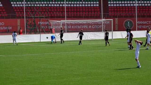 Видеообзор матча Академия «Рамзан»-U16 – «Краснодар»-U15 смотреть онлайн
