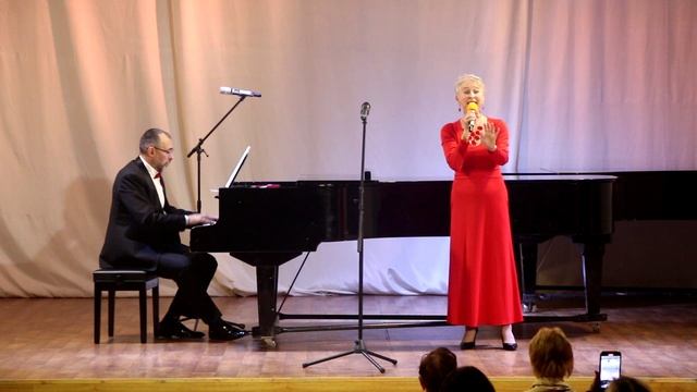 16 И. Дунаевский, исп. М. Огородникова, акк. К. Ганшин смотреть онлайн