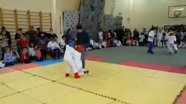 Испытания по армейской рукопашному бою 2015 год смотреть онлайн