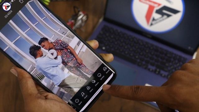 How to Blur Video Background on Android Mobile || Video ke Background Blur Kaise Kare смотреть онлайн