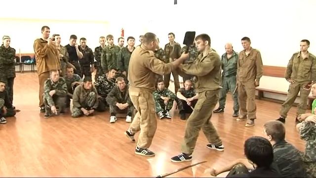 Русский стиль. Работа с подручными средствами смотреть онлайн