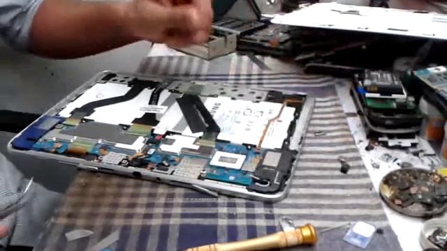 Samsung N8000 Disassembly