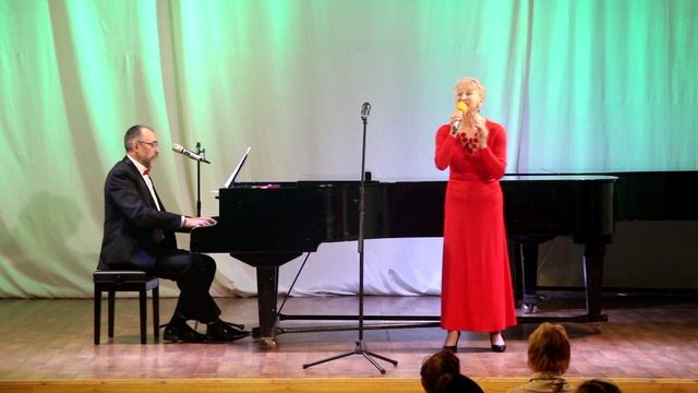 18 Л. Лядова, "Вальс влюбленных", исп. М. Огородникова, акк. К. Ганшин смотреть онлайн