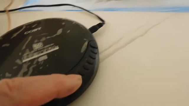 Zenith Tube radio AM-FM with phono input using iPod adapter and CD player. смотреть онлайн