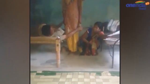 UP Policeman touched the private part of woman in police station| वनइंडिया हिंदी смотреть онлайн