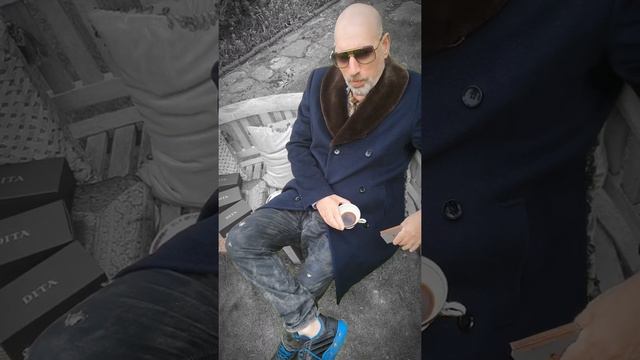 Dita shades as worn by The Broker of Brokers смотреть онлайн