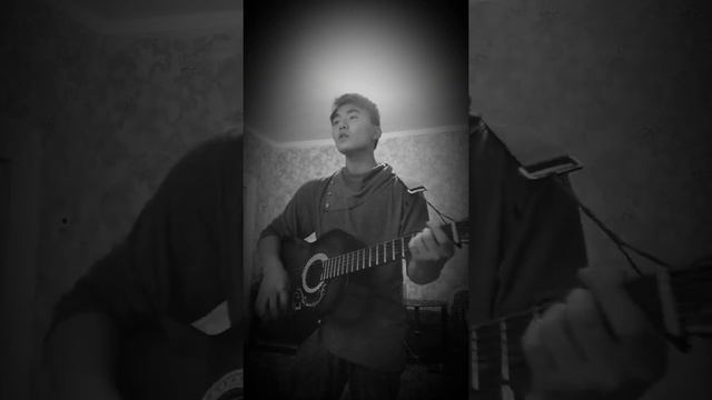 Макс Корж (малый повзрослел)-на гитаре смотреть онлайн