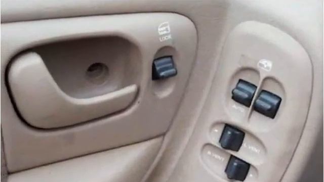 2001 Dodge Grand Caravan Used Cars Plymouth MI смотреть онлайн