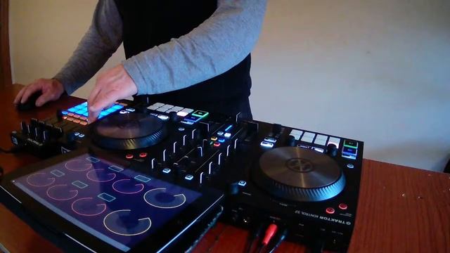 " QUASSAR " live dj mix ( melodic & progressive house , minimal techno ) смотреть онлайн