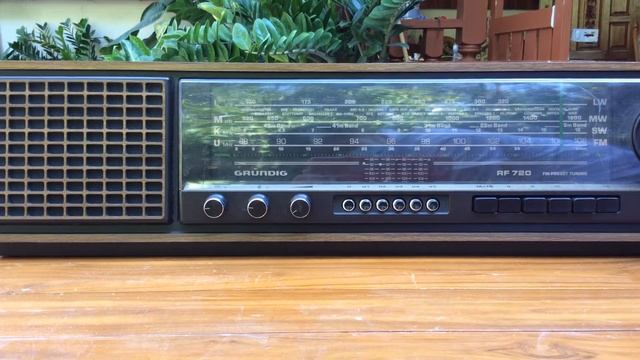 Grundig RF 720 By MuanglongAntique смотреть онлайн