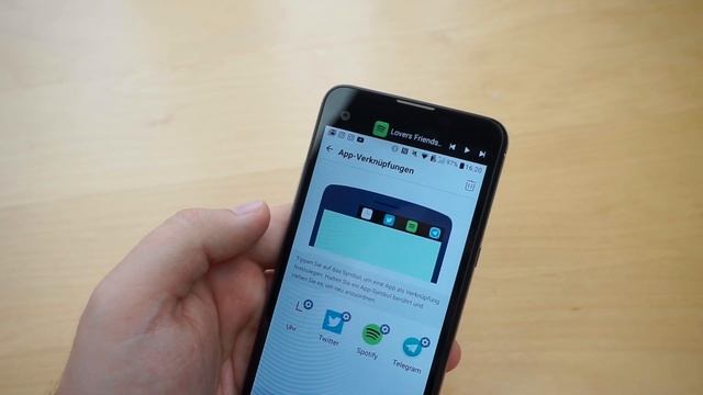 LG X Screen Test - Smartphone mit 2 Displays?! | deutsch смотреть онлайн