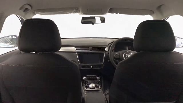 097798 - MG5 EV 115kW Excite 52.5kWh Automatic (Piccadilly Blue)