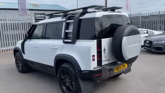 2022 '71 Land Rover Defender X-Dynamic смотреть онлайн