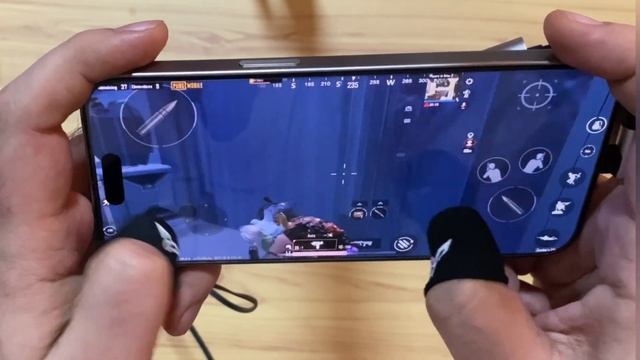 IPHONE 15 PRO MAX PUBG HANDCAM 🔥 4 FINGERS+GYRO смотреть онлайн