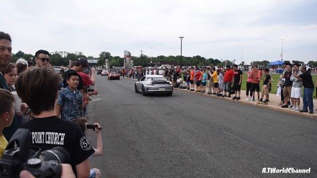 How to Leave a Car Meet and Make People SCREAM! Mustang Didn't Hit the Crowd смотреть онлайн