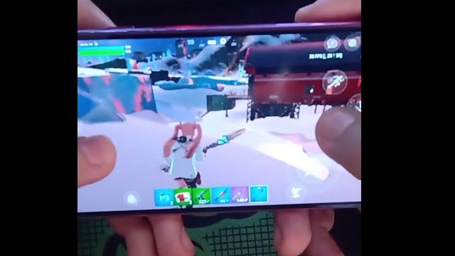 Fornite en LG G7 THINQ ✅30fps estables✅ смотреть онлайн
