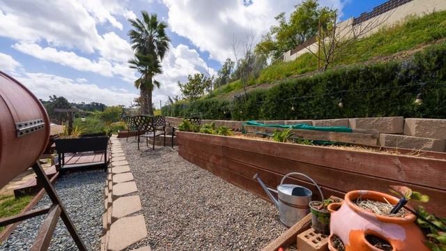 1308 Lincoln Place, San Diego, CA 92114 смотреть онлайн