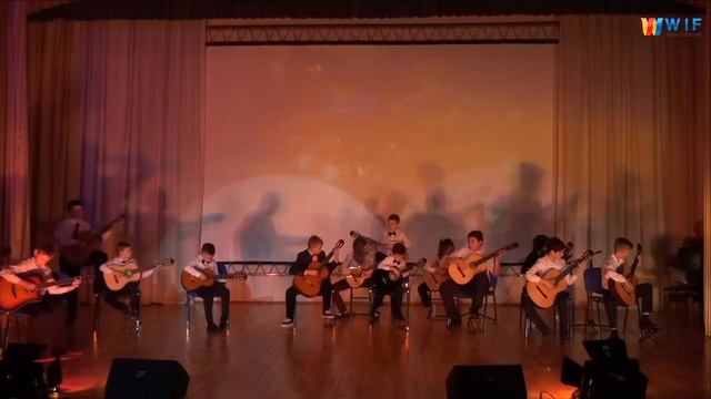 SCHOOL SHOW (KRUGER AND Струны Солнца) смотреть онлайн