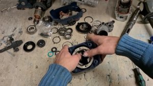 Repairing a Bosch GBH 5-40 DE Rotary hammer, FULL Service tool restoration.