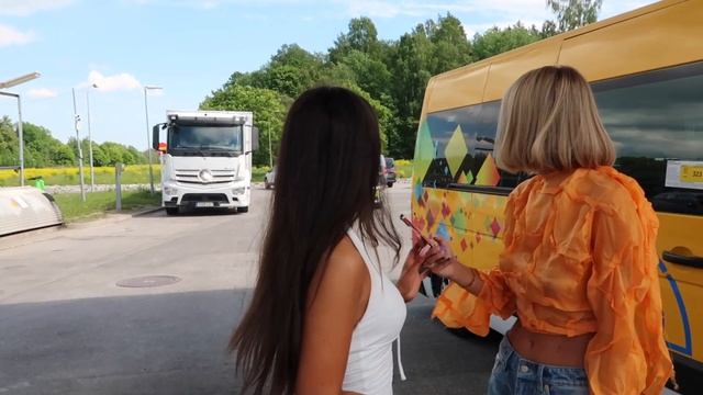 WEEKLY VLOG - Buying a Pink Jacquemus hat, Sephora haul & IG content with influencers смотреть онлайн