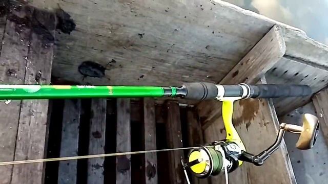 Рыбалка. Сломалась катушка. Окунь смотреть онлайн