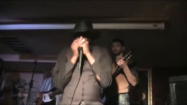 Derrick Walker,Портер паб 2012 смотреть онлайн