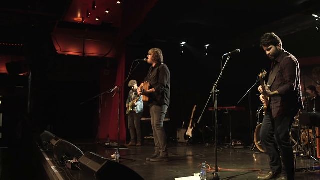 Robert Vincent - 'Demons' live at C2C 2016 | UNDER THE APPLE TREE смотреть онлайн