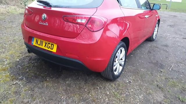 Alfa Romeo Giulietta 1.4 TB MultiAir Lusso 5dr смотреть онлайн