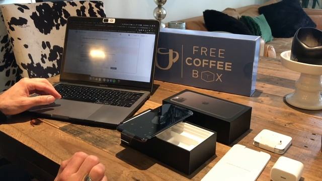 iPhone 11 Pro Max Unboxing and Set Up by David R Esau смотреть онлайн