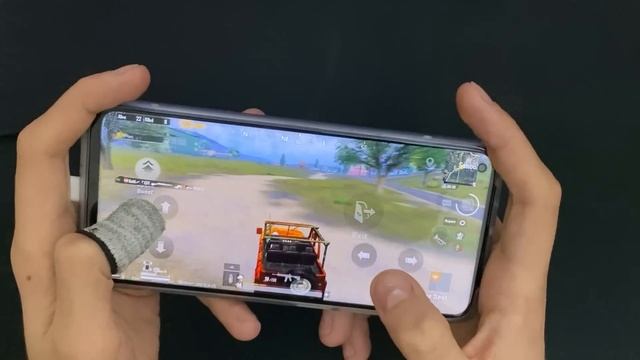 Xiaomi Mi 10T PUBG 90Fps HANDCAM SENSIVITY & SETTING | 4 Finger + Full GYRO Gameplay ! #2 смотреть онлайн